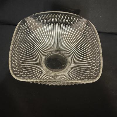 Glass Fruit Bowls, Dishes & More (K-MG)