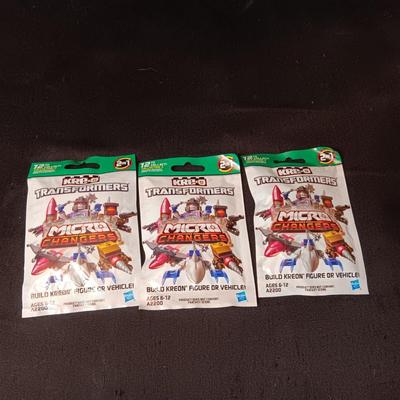 3 SEALED PACKAGES OF KRE-O TRANSFORMERS MICRO CHANGERS