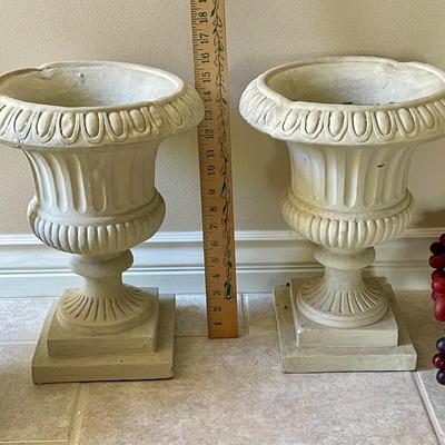 Pedestal Planter & 2 Baskets with faux grape bunches.