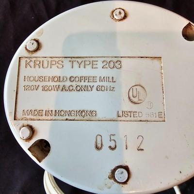 Assortment of Small Appliances (K-JS)