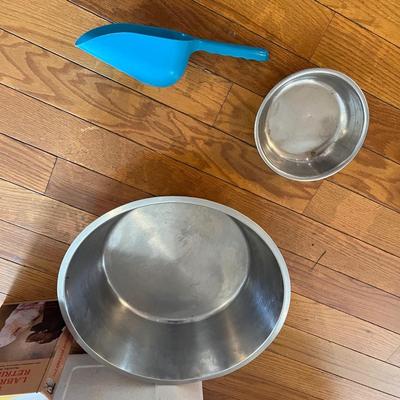 Dog Food Container & Other Accessories (LR-RG)