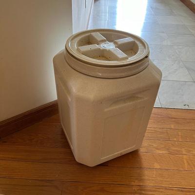 Dog Food Container & Other Accessories (LR-RG)
