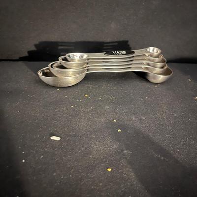 Kitchen Utensils (K-MG)