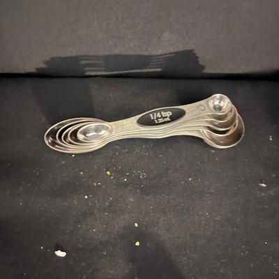 Kitchen Utensils (K-MG)