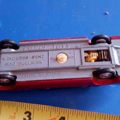 LOT 164 OLD CORGI TOY CAR
