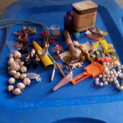 LOT 165 LOT OF MISCELLANEOUS