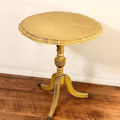 24” Solid Wood Scalloped Round Accent Table With Metal Clawfoot