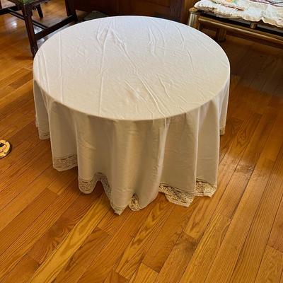 Vintage Cotton Table Linens & More (LR-RG)