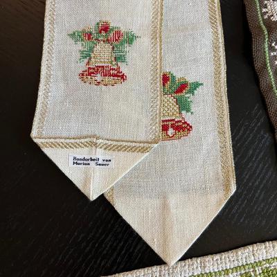 Vintage Cotton Table Linens & More (LR-RG)