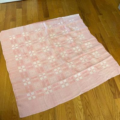 Vintage Cotton Table Linens & More (LR-RG)