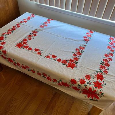 Vintage Cotton Table Linens & More (LR-RG)