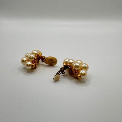 Collection of Evening Jewelry (K-DZ)