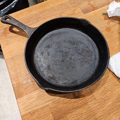 Skeppshult Cast Iron Pans & More (K-JS)