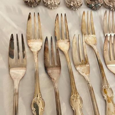 12 Person European Flatware & Serving Set (LR-SS)