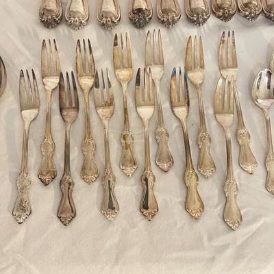 12 Person European Flatware & Serving Set (LR-SS)