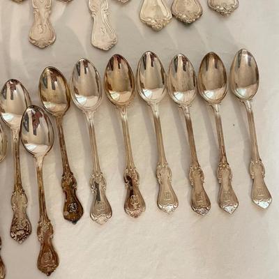 12 Person European Flatware & Serving Set (LR-SS)