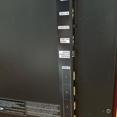 SAMSUNG SONY COMBO ~ 32”TV & Blu-Ray