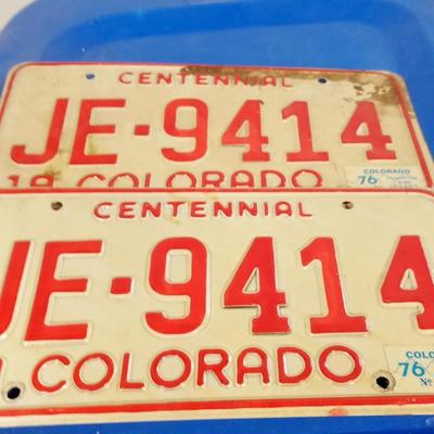 LOT 168 MATCHING SET OF VINTAGE COLORADO LICENSE PLATES