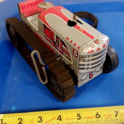 LOT 170 OLD MARX TRACTOR