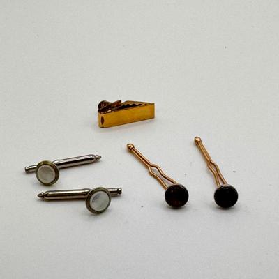 Bill Blass, Timex, & Seiko Watches with Swank Cufflinks & More (K-DZ)