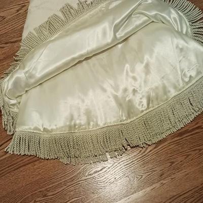 Full Circle Christmas Tree Skirt Ivory Damask Lined and Padded