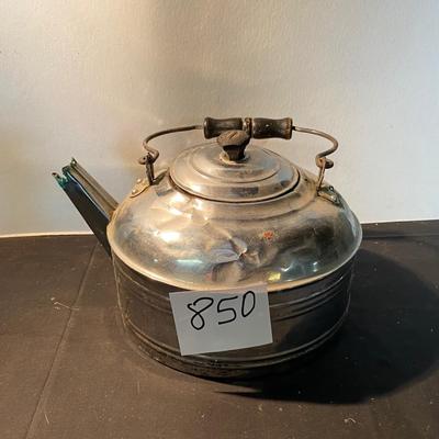 Ol Tea Pot