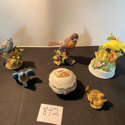 Pretty Bird Lot