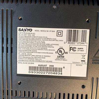 Sanyo TV with Remote