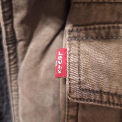 Men's size large Levi's jacket