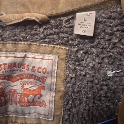 Men's size large Levi's jacket