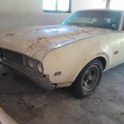 1969 Oldsmobile 4-4-2 Series 34400 Nice Barn Find!