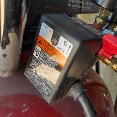 Craftsman 33-gallon 150 PSI Air compressor - Like new!