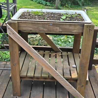 Sink Planter with Stand
