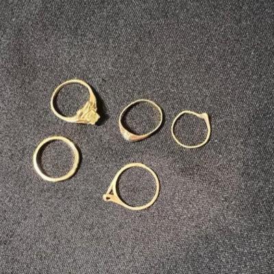 Tested 10K Gold Ring Assortment [7.24g]