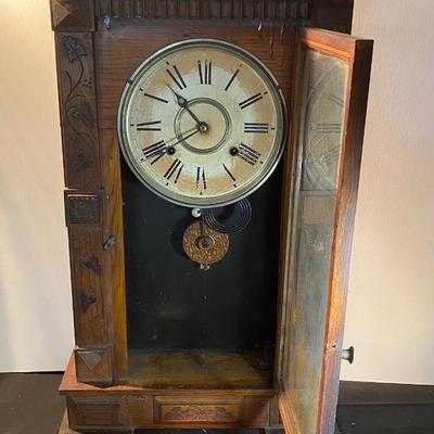 Antique Wm L Gilbert General Clock