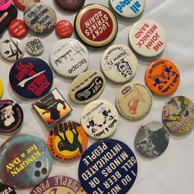 Vintage Button/Pin Assortment