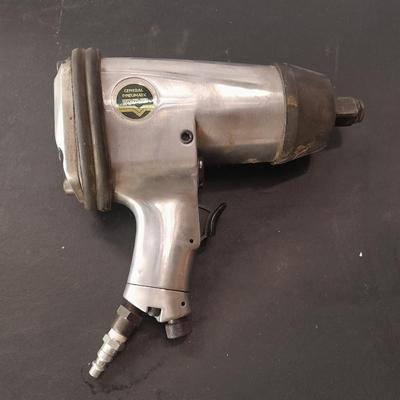 Central Pneumatic Professional 3/4" SQ. DR. Impact Wrench - Like new!