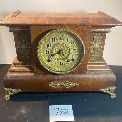 Em.L Gilbert Mantel Clock