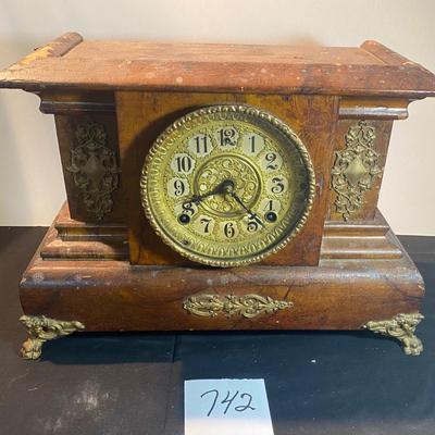 Em.L Gilbert Mantel Clock