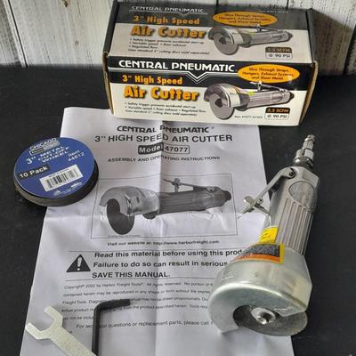Central Pneumatic 3" High Speed Air cutter - with instructions - Like new! with metal cut off wheels