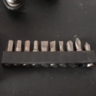Brand new Pitsburgh Hex set with a nice assortment of other small hand tools