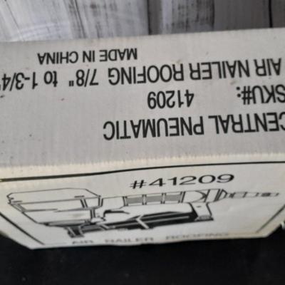 BRAND NEW - Central Pneumatic Air Nailer Roofing - Never used!