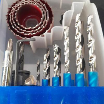 Ryobi 81-piece Drill Accessory set - appears complete - like new!