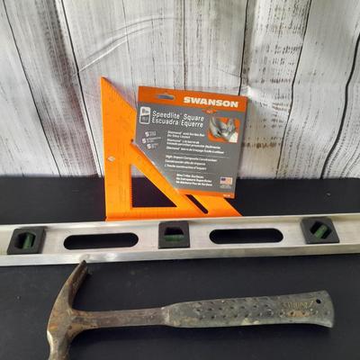 New Swanson Speedlite Square with Hammer - metal level - Pitsburgh heavy duty pry bar