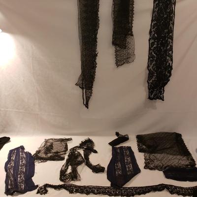 Large Lot of Vintage Lace and More (D-KD)