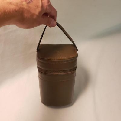 Flasks w/ Carrying Cases and more (D-KD)