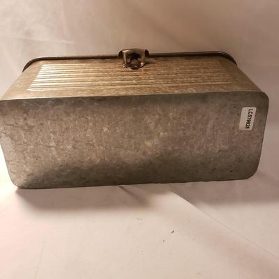Flasks w/ Carrying Cases and more (D-KD)
