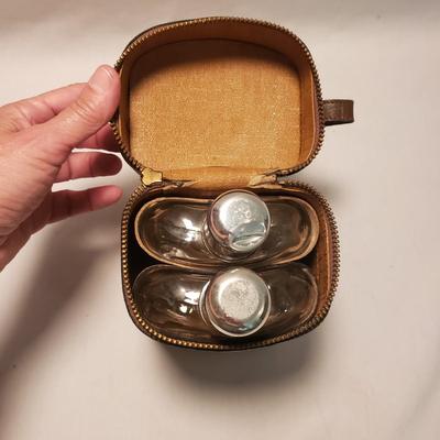 Flasks w/ Carrying Cases and more (D-KD)