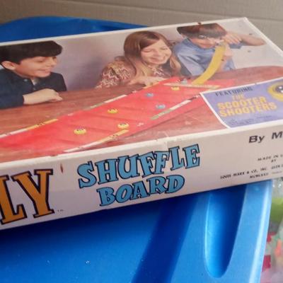 LOT 180 MARX SHUFFLE BOARD GAME WITH BOX