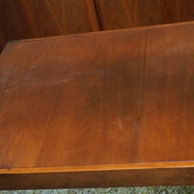 EXTENDABLE MCM WALNUT DINING TABLE W/ FLIP UP SELF STORING LEAF